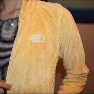 North face fluffy jacket